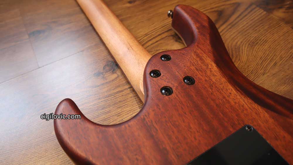 Neck joint