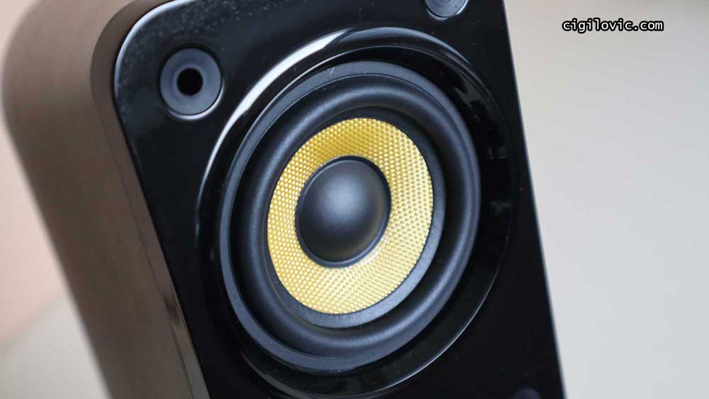 Creative Gigaworks T40 Series II, speaker cone