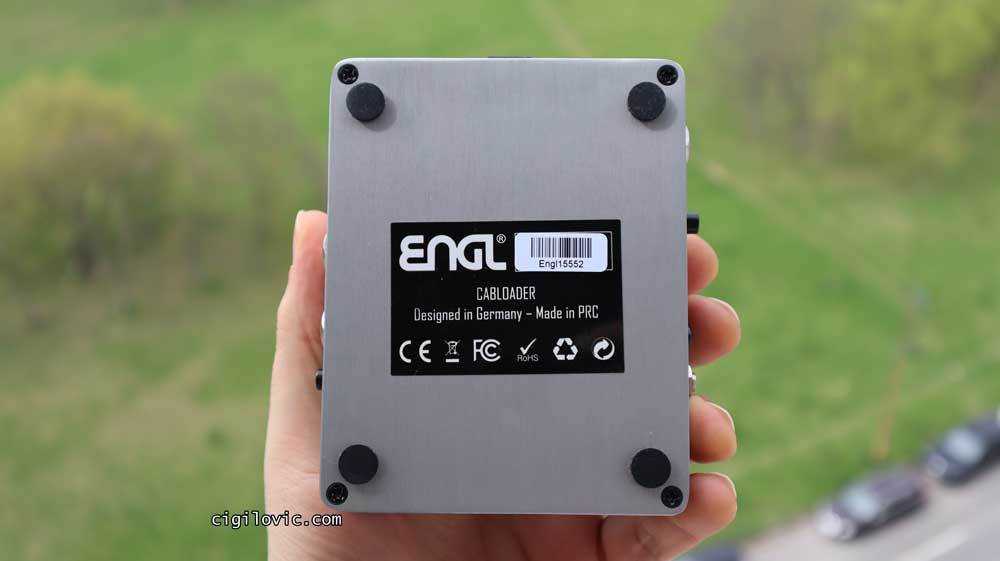 Bottom chassis, serial number