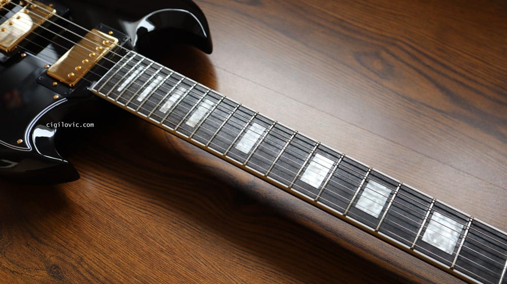 SG Custom ebony fingerboard