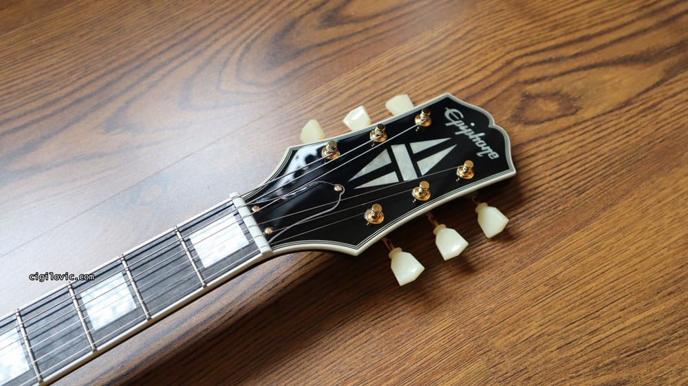 Traditional LP Custom &lsquo;Split Diamond&rsquo; Inlay with 5-ply binding