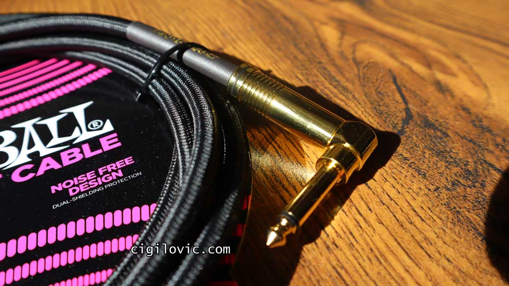 Right angle, gold plated plug