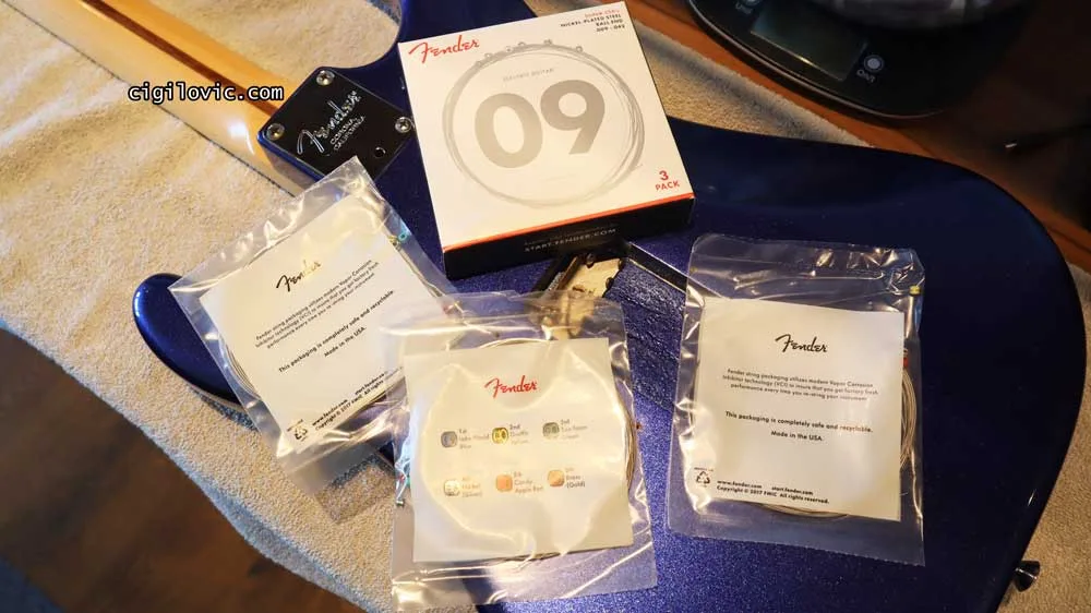 250L strings on a Strat