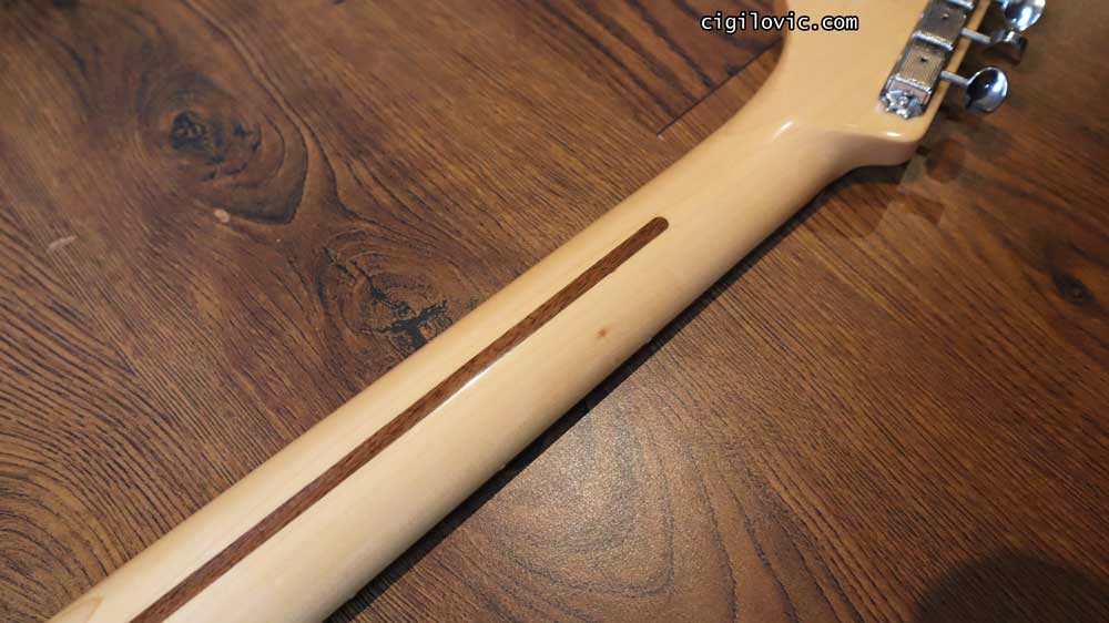 Fender MIJ Hybrid II Stratocaster MAG - Neck Back Fender MIJ Hybrid II Stratocaster MAG - Neck Back
