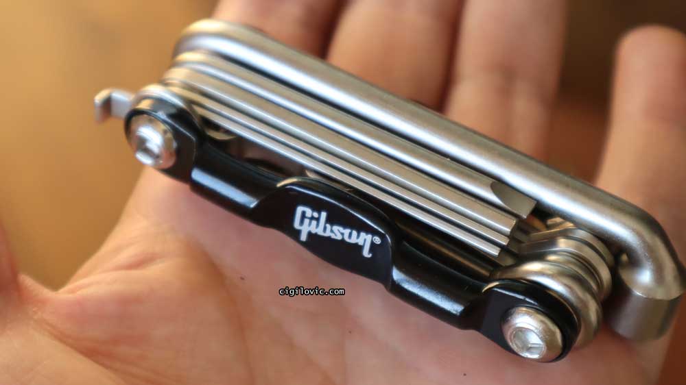 Gibson multitool collapsed