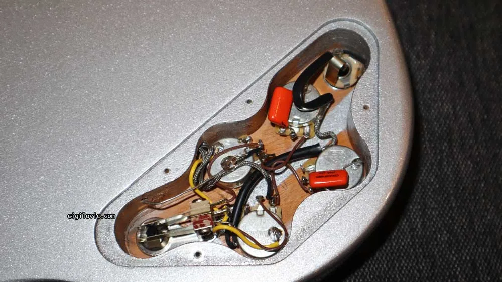Electronics cavity