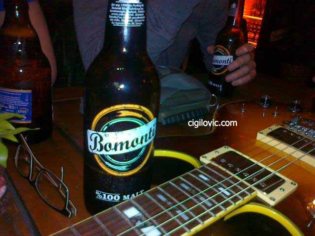 This was how that event ended, my Ibanez AR300 got drunk too! :)