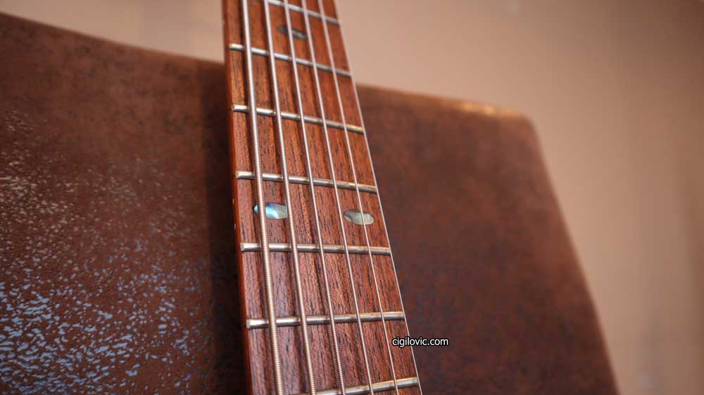 Jatoba fingerboard