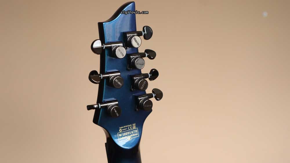 Locking tuners, Schecter-branded