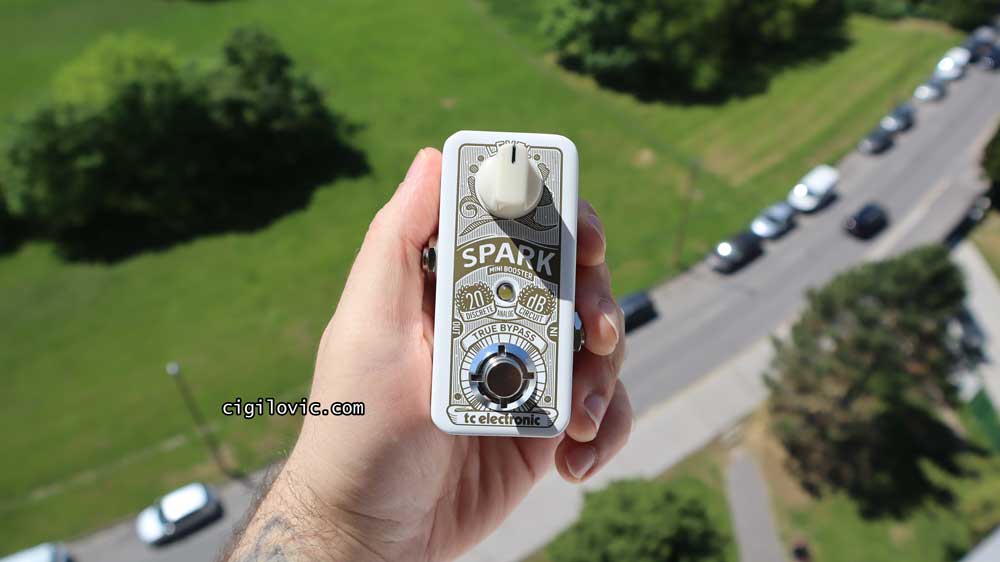 TC Electronic Spark Mini - Handful TC Electronic Spark Mini - Handful